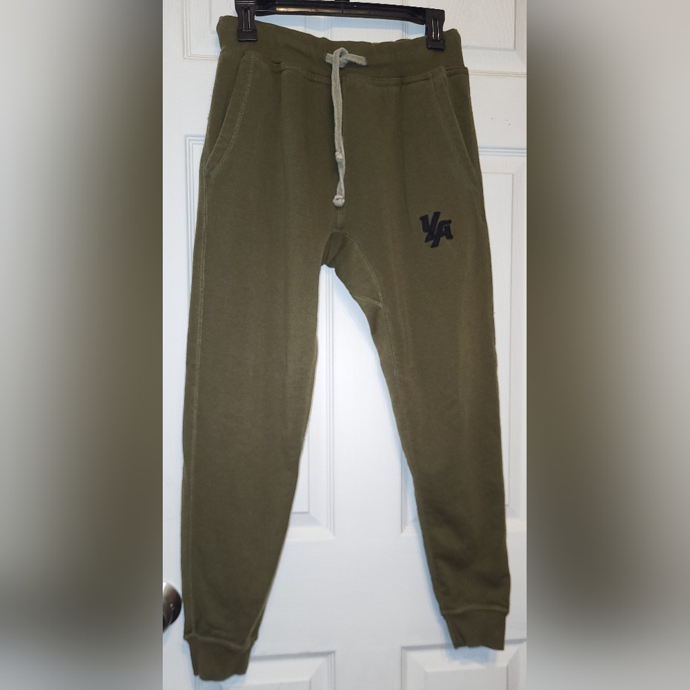 Young LA Mens Joggers Olive Color Size Small